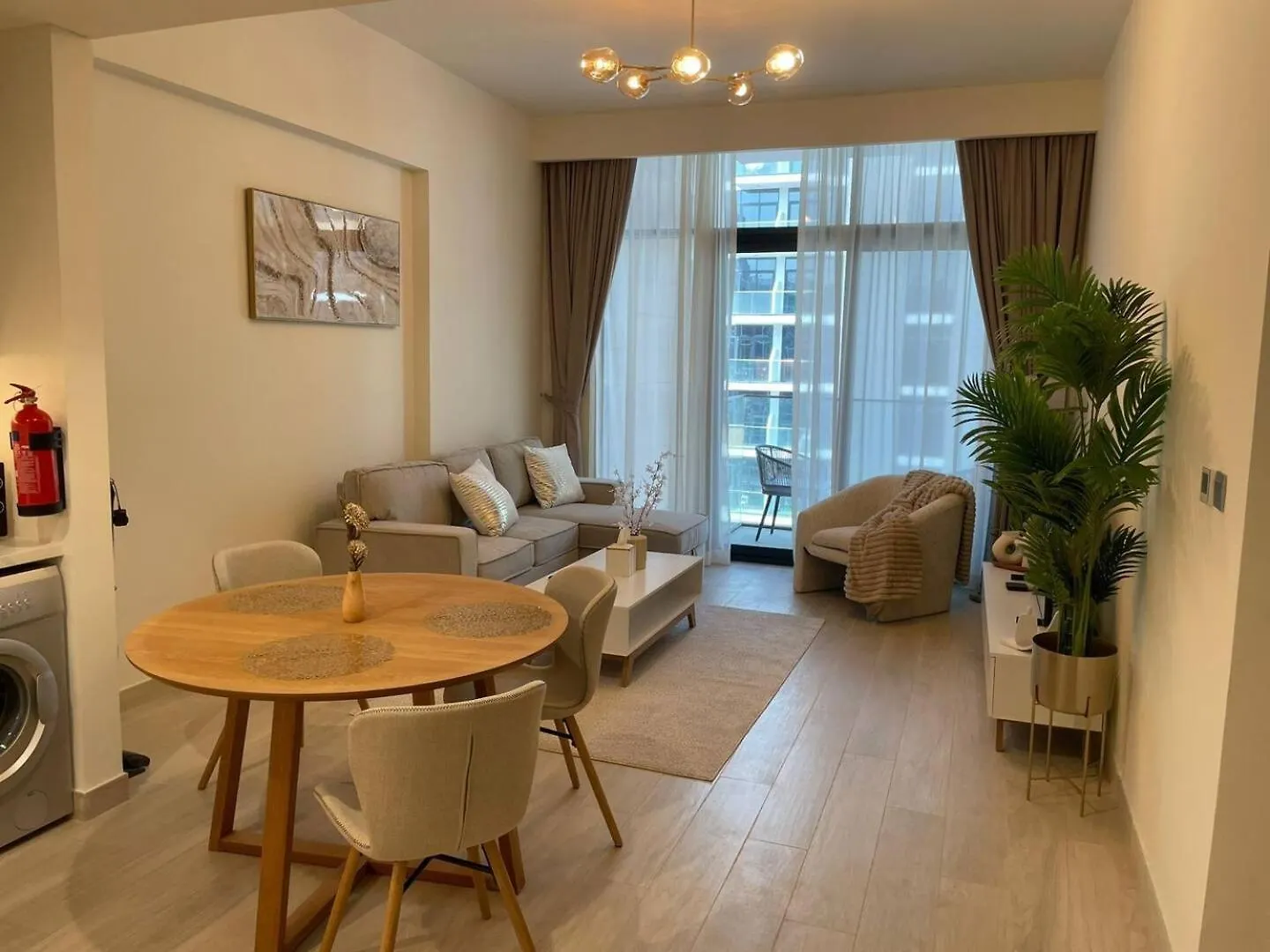 Pleasant New One Bedroom Apartment Azizi Riviera Dubái